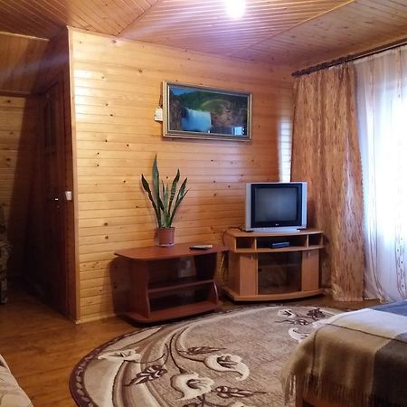 Отель Bee House Буковель Экстерьер фото