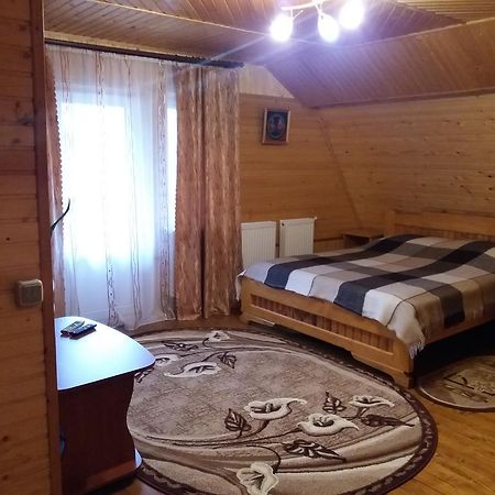 Отель Bee House Буковель Экстерьер фото